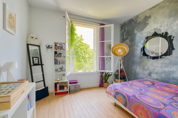 SEVRES RIVE DROITE - MAISON DE CHARME €1 050 000 ** - Référence 567-S