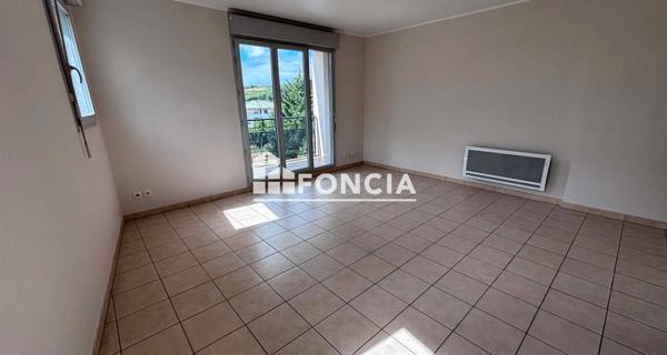 Location Appartement 2 pièces 38.5 m² - Mantes-la-jolie 78200