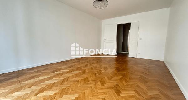 Location Appartement 3 pièces 66.48 m² - Issy-les-moulineaux 92130