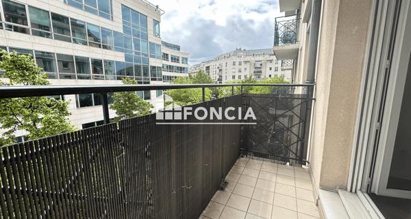 Location Appartement 3 pièces 66.48 m² - Issy-les-moulineaux 92130