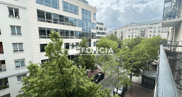 Location Appartement 3 pièces 66.48 m² - Issy-les-moulineaux 92130