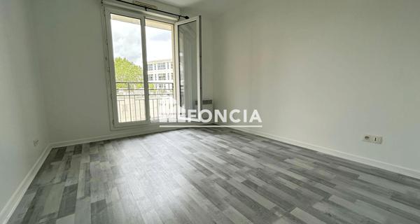 Location Appartement 3 pièces 66.48 m² - Issy-les-moulineaux 92130