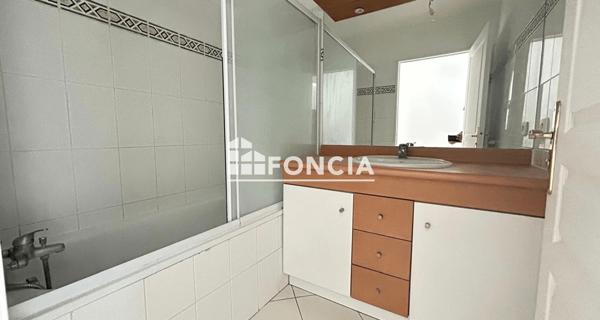 Location Appartement 3 pièces 66.48 m² - Issy-les-moulineaux 92130