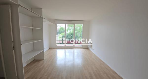 Location Appartement 2 pièces 44.83 m² - Ivry-sur-seine 94200
