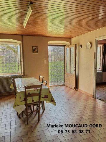 Magnifique Corps de ferme à rénover entièrement 170 m² par niveau sur 1977m² de terrain