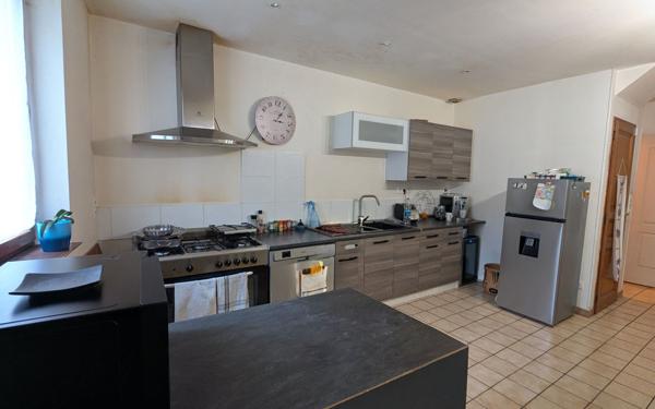 Maison à vendre    5 pièces • 94 m2 Saâcy-sur-Marne