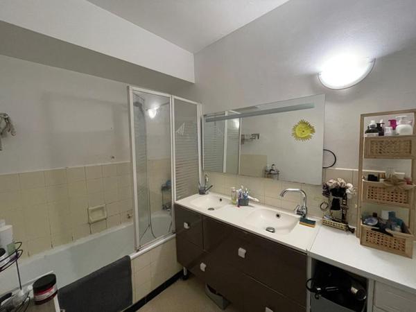 Bayonne, appartement T3 80 m2 loué