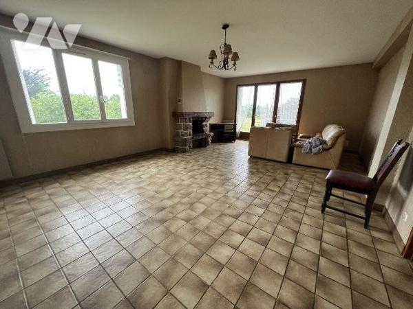 UNE MAISON D'HABITATION INDIVIDUELLE A VENDRE