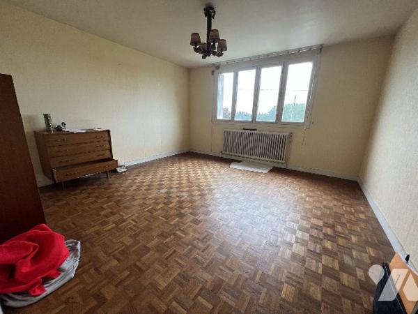 UNE MAISON D'HABITATION INDIVIDUELLE A VENDRE