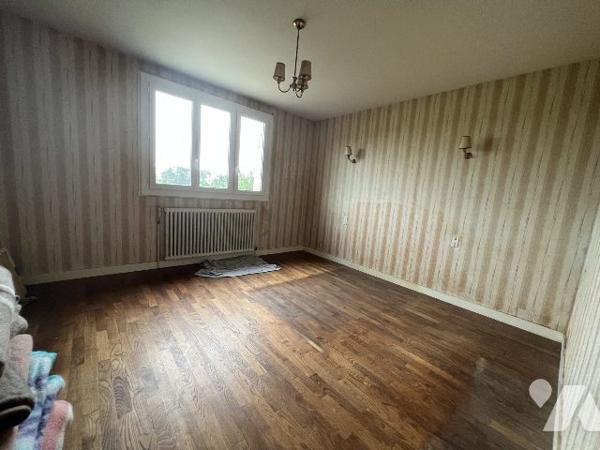 UNE MAISON D'HABITATION INDIVIDUELLE A VENDRE
