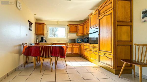 Maison à vendre à Trégastel dans les Côtes-d'Armor (22730), ref : VM499-22143