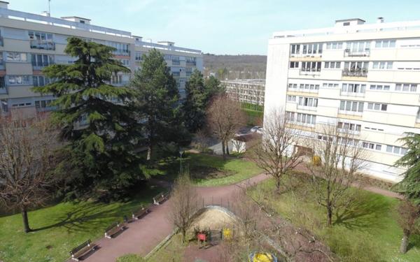 Appartement à louer    3 pièces •  Yerres