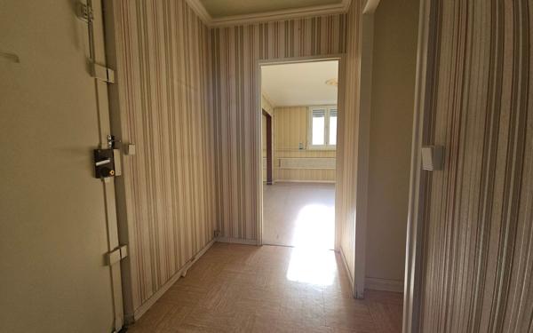 Appartement à vendre    3 pièces • 73,35 m2 Saint-Étienne