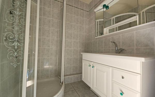 Appartement à vendre    3 pièces • 73,35 m2 Saint-Étienne