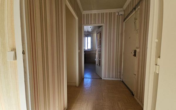 Appartement à vendre    3 pièces • 73,35 m2 Saint-Étienne