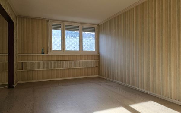 Appartement à vendre    3 pièces • 73,35 m2 Saint-Étienne