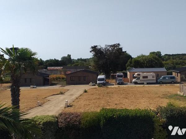 Terrain constructible viabilisé en zone de loisirs