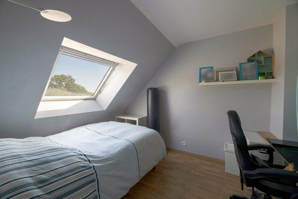 EXCLUSIVITÉ  Saint Aubin d'Aubigné ! Maison 4 chambres. Proche écoles et commerces. Quartier calme
