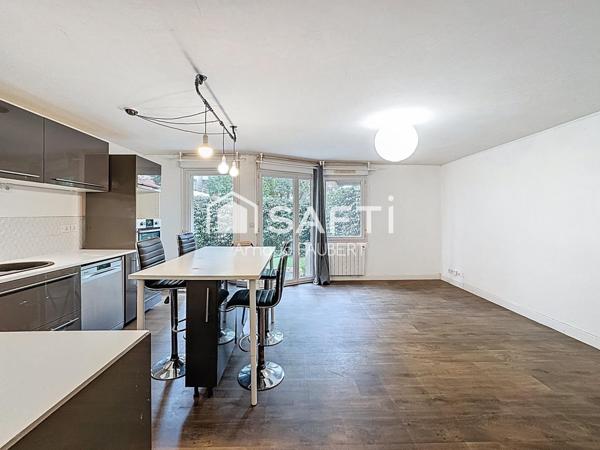 Appartement T3 60m2 avec terrasse et jardin