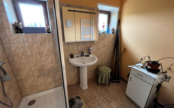 Maison à vendre    5 pièces •  Les Vans