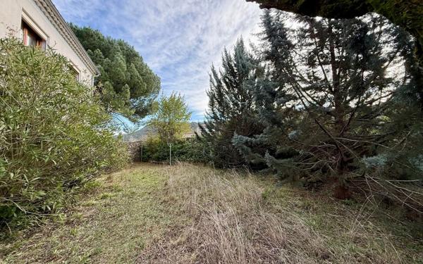 Maison à vendre    5 pièces •  Les Vans