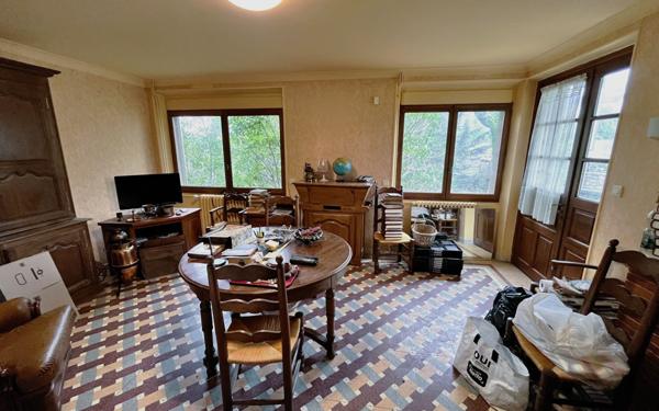 Maison à vendre    5 pièces •  Les Vans