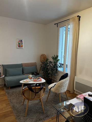 Location appartement Paris 15eme : 1 205 € - AJP Immobilière Passy Paris 16