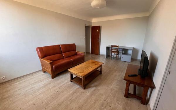 Appartement à vendre    2 pièces • 47 m2 Saint-Michel-l'Observatoire