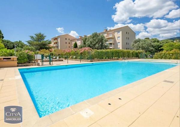 Vente appartement Sainte-Maxime (83120) 2 pièces 30m²