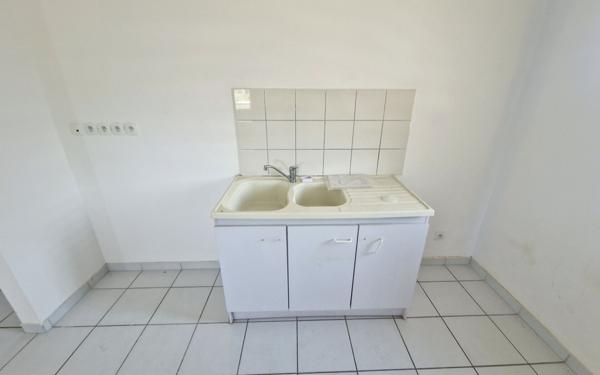 Appartement à vendre    2 pièces • 31,11 m2 Remire-Montjoly