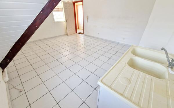 Appartement à vendre    2 pièces • 31,11 m2 Remire-Montjoly