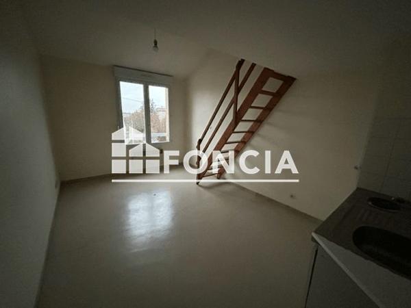 Location Appartement 2 pièces 21.06 m² - 25 RUE DE LA GIBAUDERIE Poitiers 86000