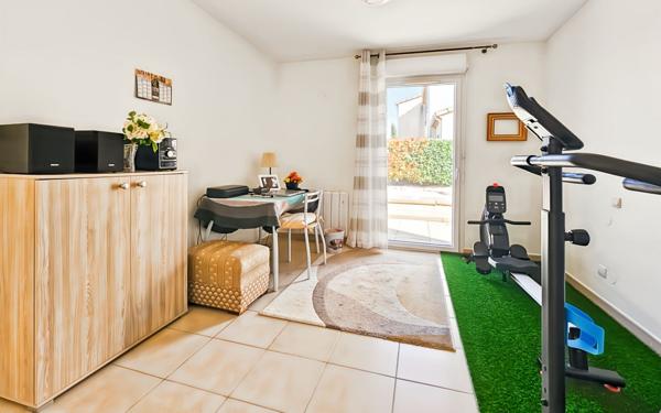 Maison à vendre    5 pièces •  Montaren-et-Saint-Médiers