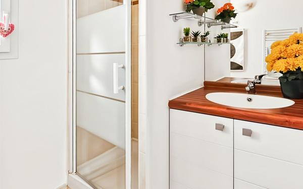 Maison à vendre    5 pièces •  Montaren-et-Saint-Médiers