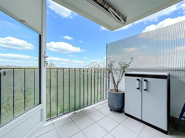 Appartement lumineux au dernier étage