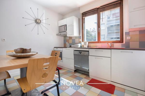 Maison Familiale, 7 chambres, au coeur du quartier République.