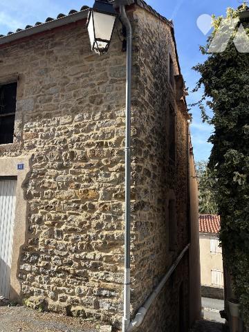 GARAGE AVEC FORT POTENTIEL D'HABITATION