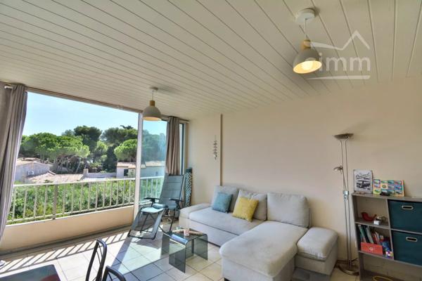 ACHAT - SAINT CYPRIEN PLAGE - SUPERBE APPARTEMENT - 2EME ETAGE - ENTIEREMENT RENOVE - PARKING SECURISE PRIVATIF