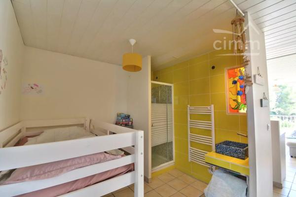 ACHAT - SAINT CYPRIEN PLAGE - SUPERBE APPARTEMENT - 2EME ETAGE - ENTIEREMENT RENOVE - PARKING SECURISE PRIVATIF