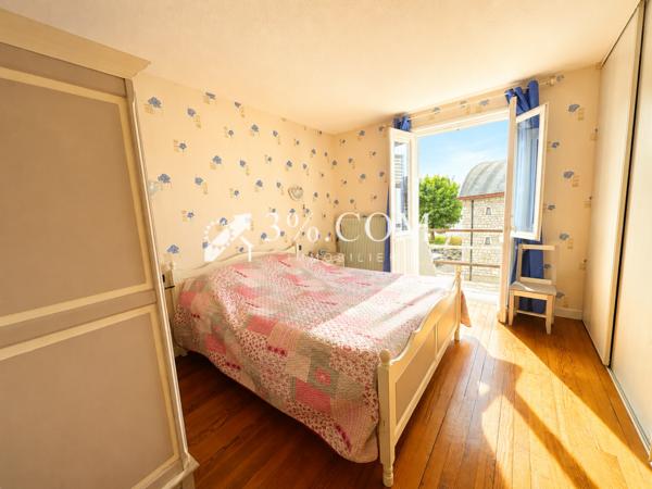 Maison 8 pièce(s) 4 chambre(s) 200 m²