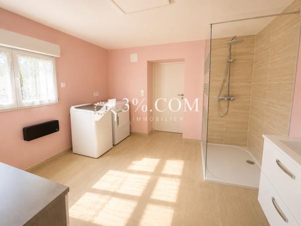 Maison 8 pièce(s) 4 chambre(s) 200 m²