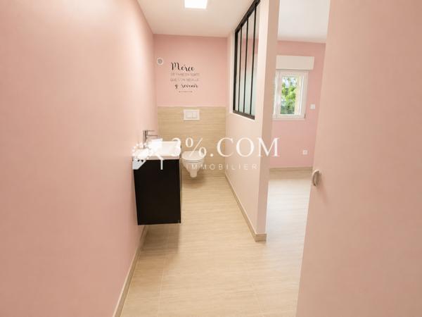 Maison 8 pièce(s) 4 chambre(s) 200 m²