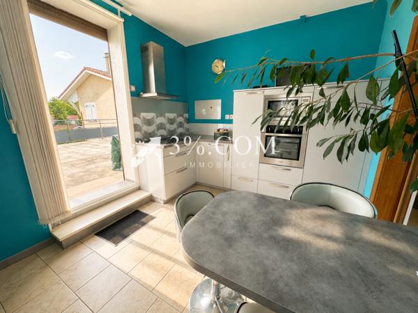 Maison 8 pièce(s) 4 chambre(s) 200 m²