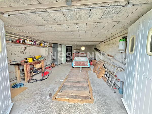 Nestenn Igny - Quartier des Castor, Vauhallan - Maison Mitoyenne avec Toiture Neuve, Fenêtres Récentes et Fort Potentiel de Rénovation