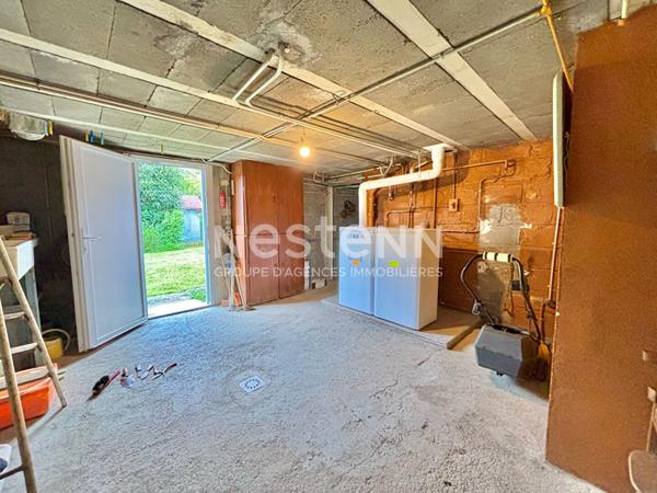 Nestenn Igny - Quartier des Castor, Vauhallan - Maison Mitoyenne avec Toiture Neuve, Fenêtres Récentes et Fort Potentiel de Rénovation