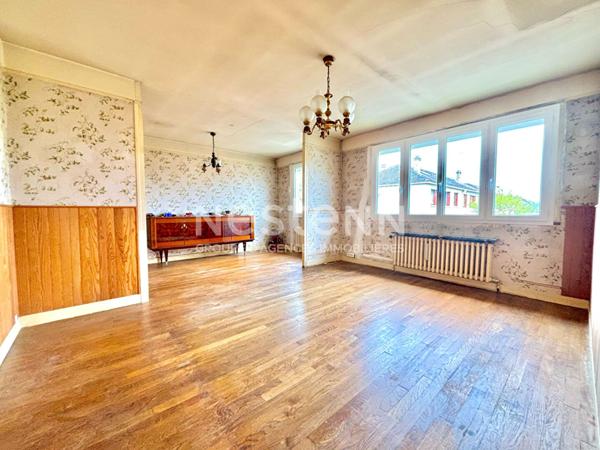 Nestenn Igny - Quartier des Castor, Vauhallan - Maison Mitoyenne avec Toiture Neuve, Fenêtres Récentes et Fort Potentiel de Rénovation