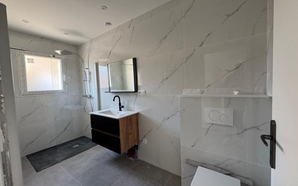 Maison à vendre    4 pièces •  Pont-de-Chéruy