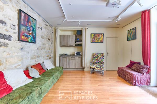 Appartement-atelier avec cour privative à Jules Joffrin