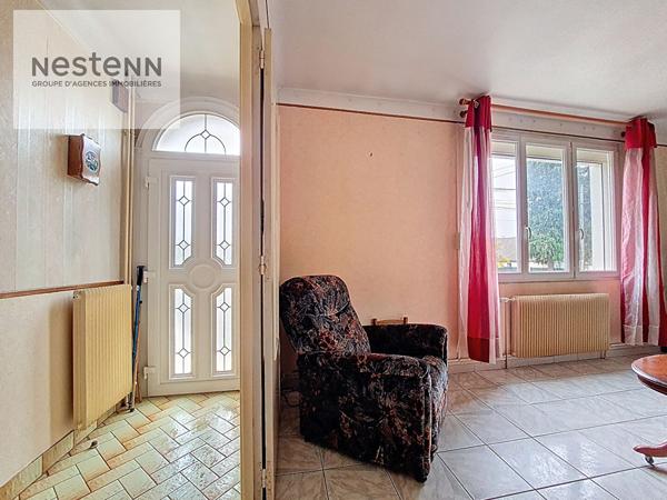 ORLEANS PETIT CHASSEUR / BRISE PAIN - MAISON - 84 M² - 3 CHAMBRES - SOUS-SOL (garage, buanderie, atelier) - JARDIN CLOS ET ARBORE - BUS, TRAM, MARCHE DE LA MADELEINE