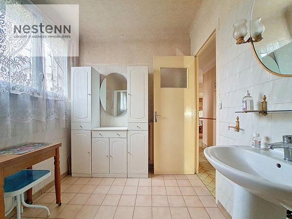 ORLEANS PETIT CHASSEUR / BRISE PAIN - MAISON - 84 M² - 3 CHAMBRES - SOUS-SOL (garage, buanderie, atelier) - JARDIN CLOS ET ARBORE - BUS, TRAM, MARCHE DE LA MADELEINE